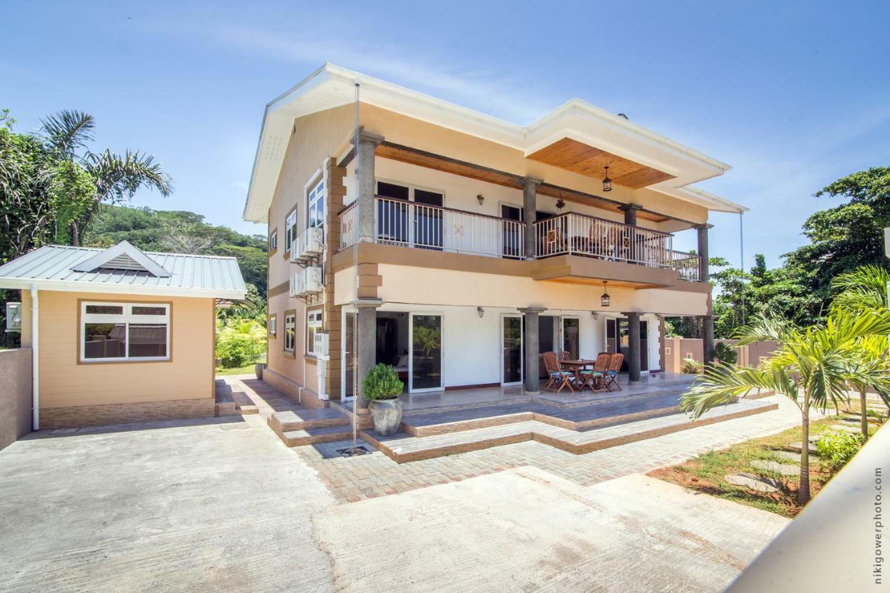 Flora'S Self Catering Apartments Victoria Εξωτερικό φωτογραφία