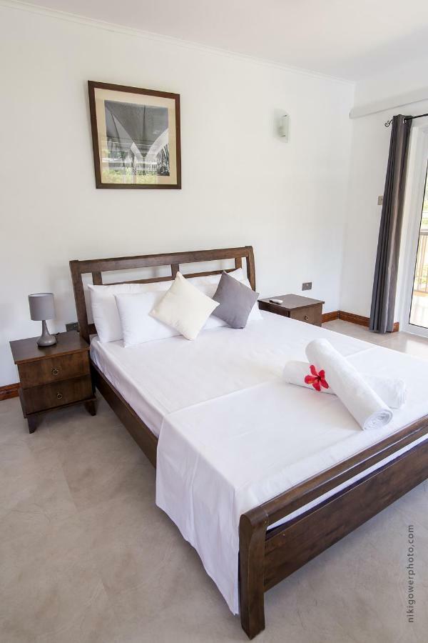 Flora'S Self Catering Apartments Victoria Εξωτερικό φωτογραφία
